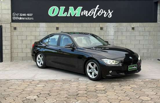 BMW-320i-2014
