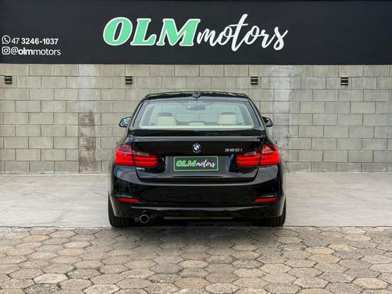BMW-320i-2.0 GP 16V TURBO ACTIVE FLEX 4P AUTOMÁTICO BMW-320i-2014