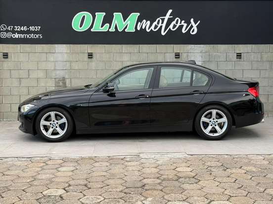 BMW-320i-2.0 GP 16V TURBO ACTIVE FLEX 4P AUTOMÁTICO BMW-320i-2014