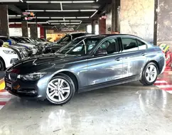 BMW 320i 2.0 SPORT 16V TURBO ACTIVE FLEX 4P AUTOMÁTICO BMW 320i 2.0 SPORT 16V TURBO ACTIVE FLEX 4P AUTOMÁTICO