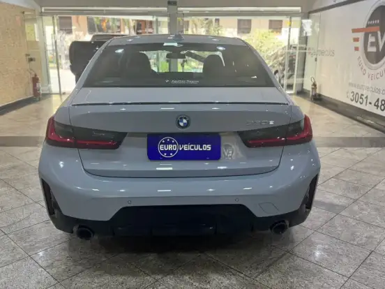 BMW-330e-2.0 16V TURBO HÍBRIDO M SPORT AUTOMÁTICO BMW-330e-2023