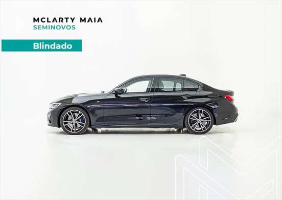BMW-330e-2020