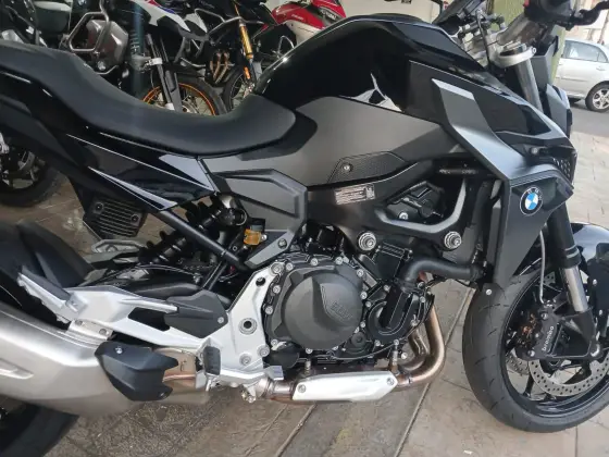 BMW F 900 R SPORT PLUS 