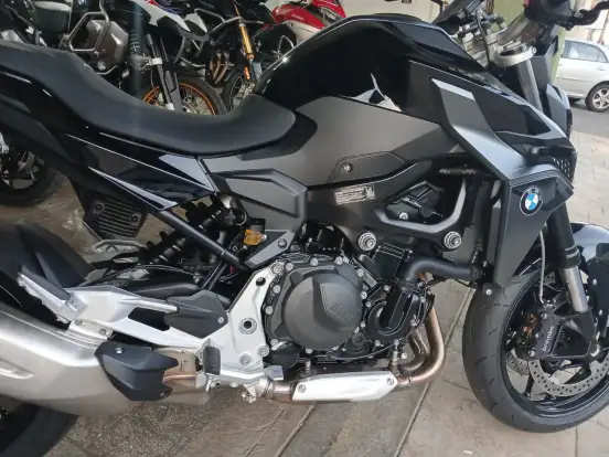 BMW-F 900 R SPORT PLUS BMW-F 900 R SPORT PLUS-2025
