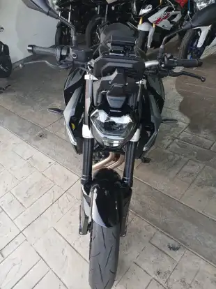 BMW-F 900 R SPORT PLUS-2025