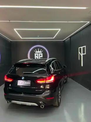 BMW-X1-2021