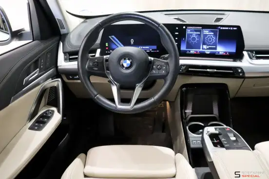 BMW-X1-2.0 16V TURBO GASOLINA SDRIVE20I X-LINE STEPTRONIC BMW-X1-2023
