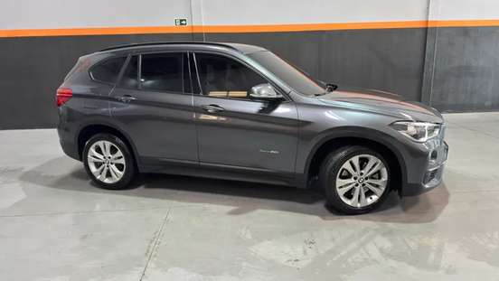 BMW-X1-2.0 16V TURBO ACTIVEFLEX SDRIVE20I 4P AUTOMÁTICO BMW-X1-2017