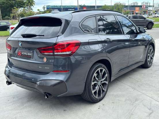 BMW-X1-2.0 16V TURBO ACTIVEFLEX SDRIVE20I M SPORT 4P AUTOMÁTICO BMW-X1-2022