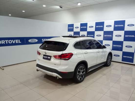 BMW-X1-2.0 16V TURBO ACTIVEFLEX SDRIVE20I X-LINE 4P AUTOMÁTICO BMW-X1-2020