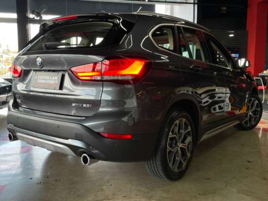 BMW-X1-2.0 16V TURBO ACTIVEFLEX SDRIVE20I X-LINE 4P AUTOMÁTICO BMW-X1-2020