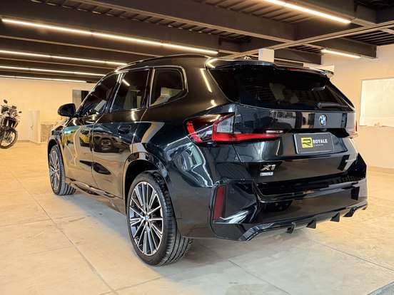 BMW-X1-2023