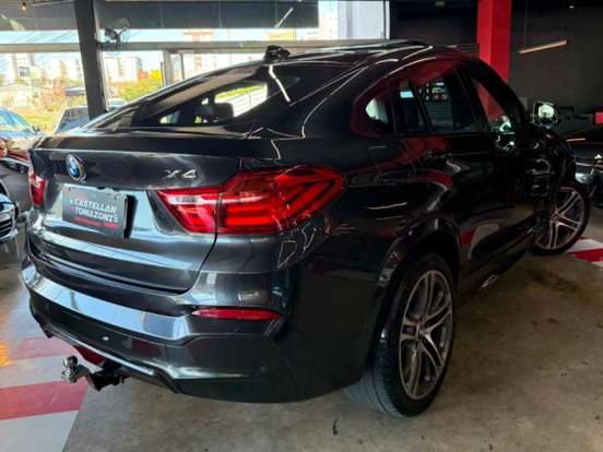 BMW-X4-2017