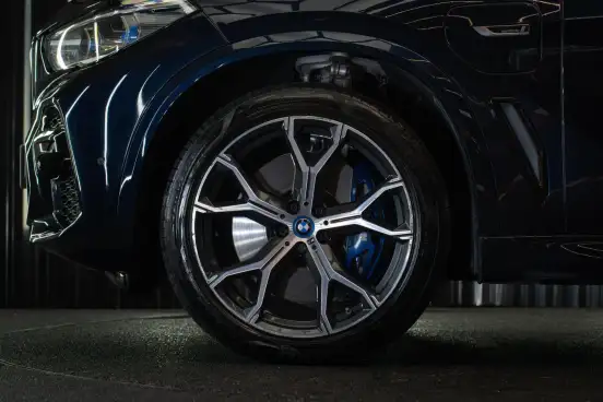BMW-X5-2022