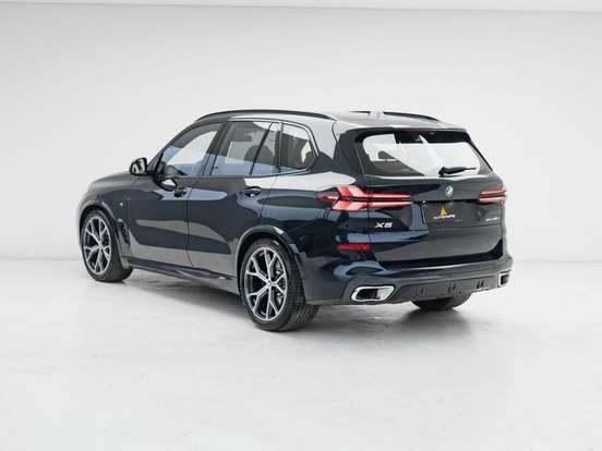 BMW-X5-3.0 I6 TURBO HÍBRIDO XDRIVE50E M SPORT AUTOMÁTICO BMW-X5-2025
