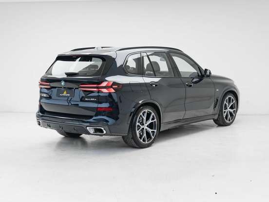 BMW-X5-2025