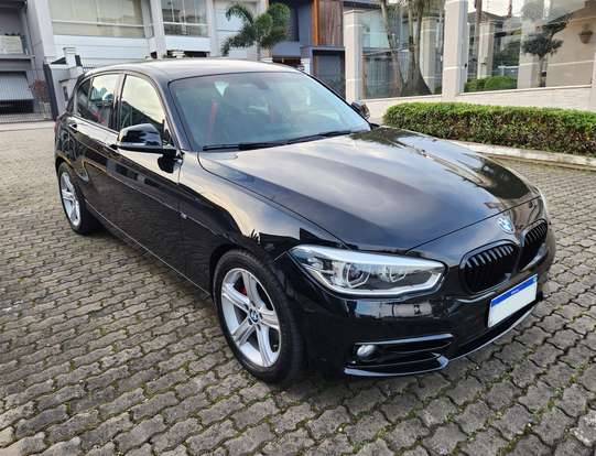 BMW-120i-2015
