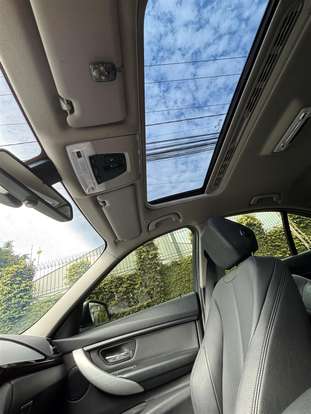 BMW-320i-2015