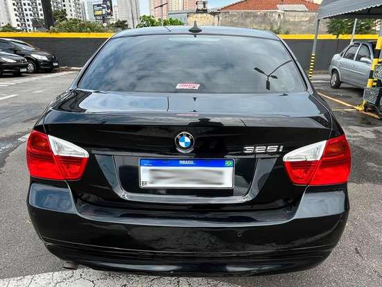 BMW-325i-2008