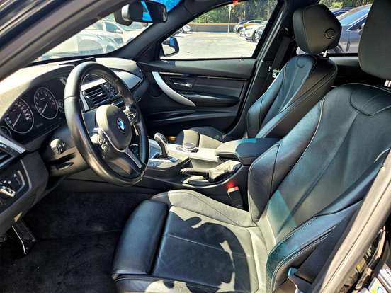 BMW-328i-2017