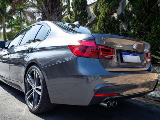 BMW-328i-2.0 M SPORT 16V ACTIVEFLEX 4P AUTOMÁTICO BMW-328i-2017