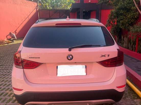 BMW-X1-2.0 16V TURBO ACTIVEFLEX SDRIVE20I 4P AUTOMÁTICO BMW-X1-2014