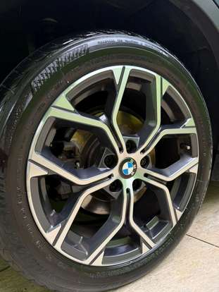 BMW-X1-2021