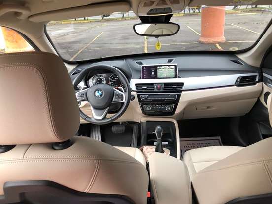 BMW-X1-2021