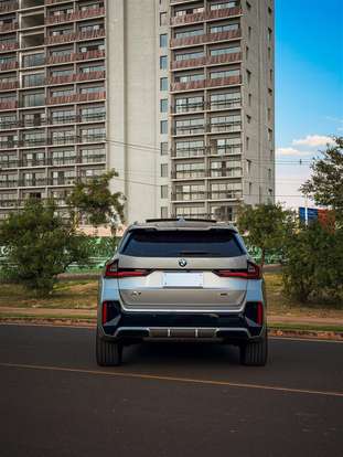BMW-X1-2024