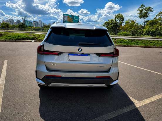 BMW-X1-2023