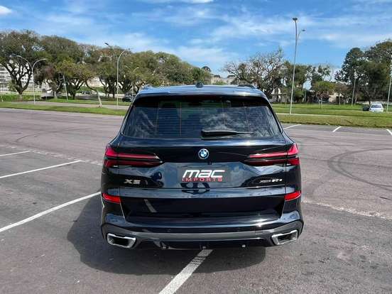 BMW-X5-3.0 I6 TURBO HÍBRIDO XDRIVE50E M SPORT AUTOMÁTICO BMW-X5-2023