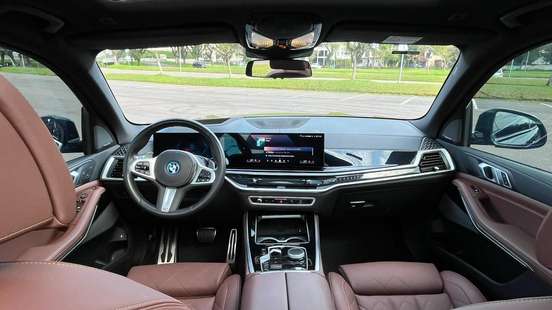 BMW-X5-2023