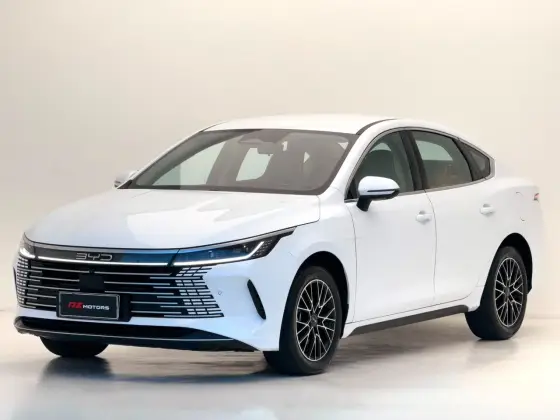 BYD KING 1.5 DM-I PHEV GS AUTOMÁTICO BYD KING 1.5 DM-I PHEV GS AUTOMÁTICO