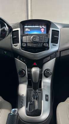 CHEVROLET-CRUZE-2013