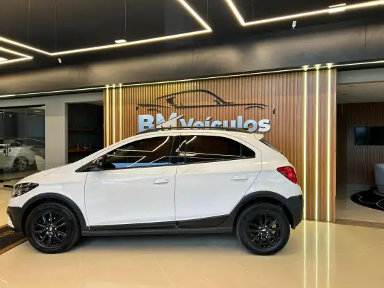 CHEVROLET-ONIX-1.4 MPFI ACTIV 8V FLEX 4P AUTOMÁTICO CHEVROLET-ONIX-2019