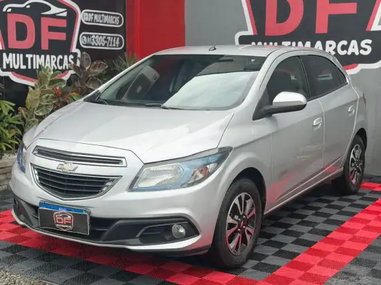 CHEVROLET-ONIX-2013