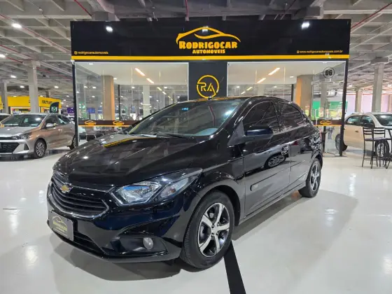 CHEVROLET ONIX 1.4 MPFI LTZ 8V FLEX 4P AUTOMÁTICO CHEVROLET ONIX 1.4 MPFI LTZ 8V FLEX 4P AUTOMÁTICO