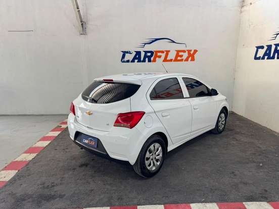 CHEVROLET-ONIX-1.4 MPFI LT 8V FLEX 4P MANUAL CHEVROLET-ONIX-2019