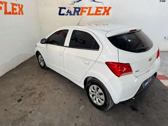 CHEVROLET-ONIX-1.4 MPFI LT 8V FLEX 4P MANUAL CHEVROLET-ONIX-2019