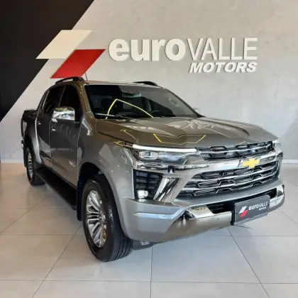 CHEVROLET S10 2.8 16V TURBO DIESEL HIGH COUNTRY CD 4X4 AUTOMÁTICO