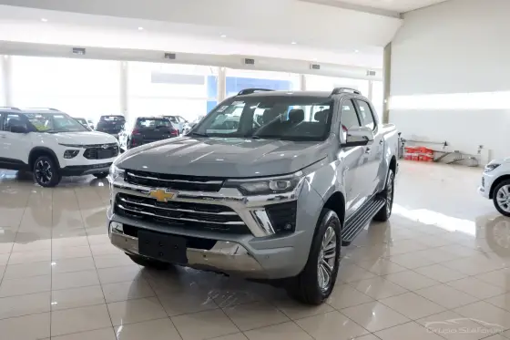CHEVROLET S10 2.8 16V TURBO DIESEL HIGH COUNTRY CD 4X4 AUTOMÁTICO