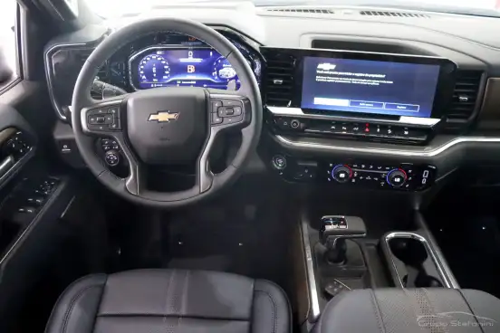 CHEVROLET-SILVERADO-2025