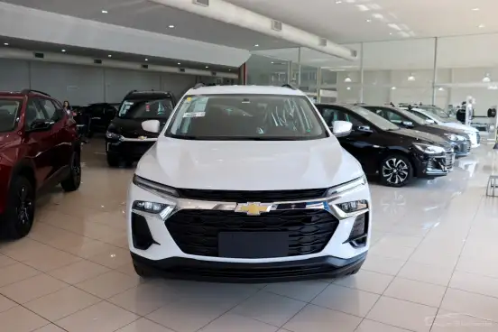 CHEVROLET-TRACKER-2025