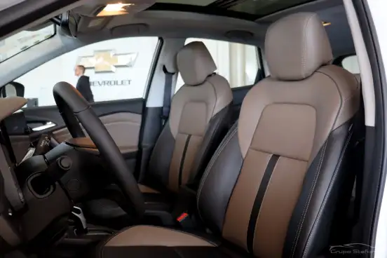 CHEVROLET-TRACKER-2025