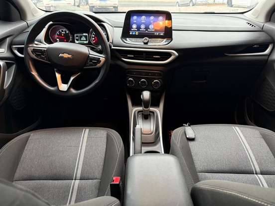 CHEVROLET-TRACKER-2020