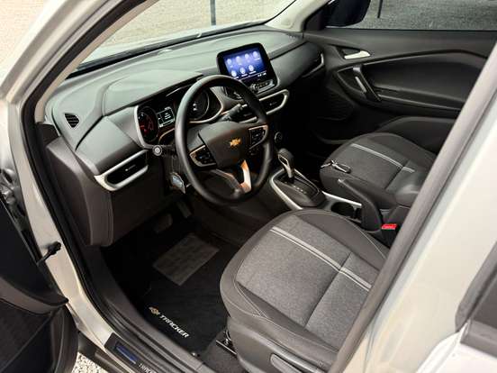 CHEVROLET-TRACKER-2020
