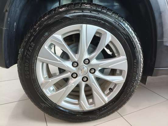 CHEVROLET-TRACKER-2024