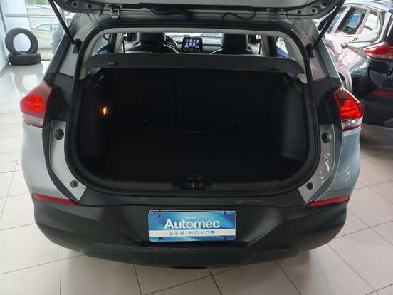 CHEVROLET-TRACKER-2024