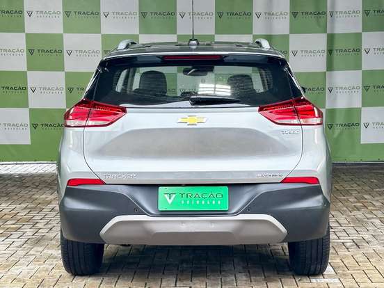 CHEVROLET-TRACKER-2023