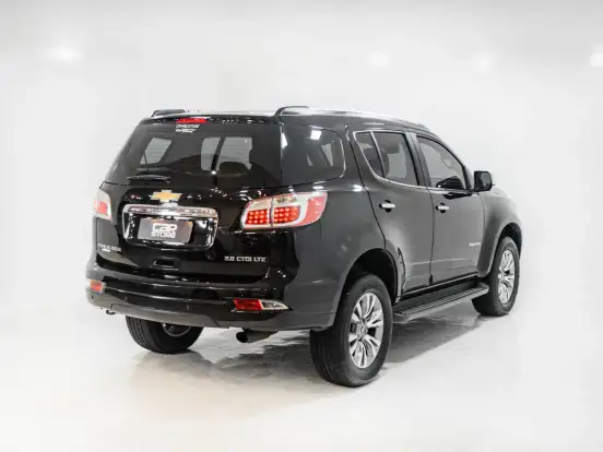 CHEVROLET-TRAILBLAZER-2017